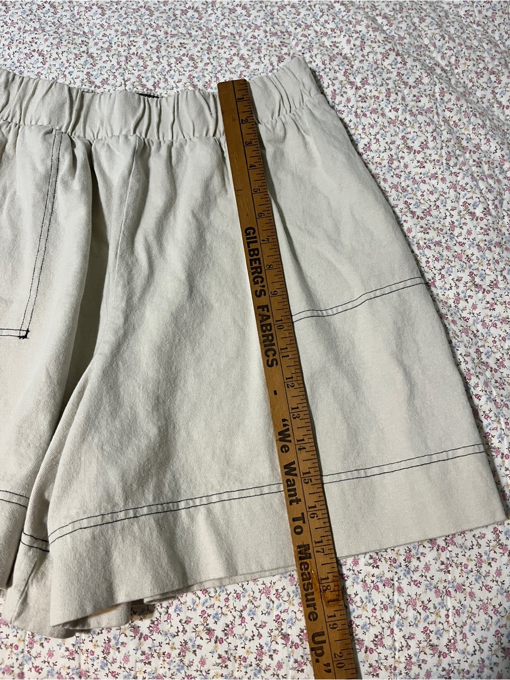 Free People Beach Shorts Light Beige Elastic-Waist Women's. Size Medium - Picture 3 of 5